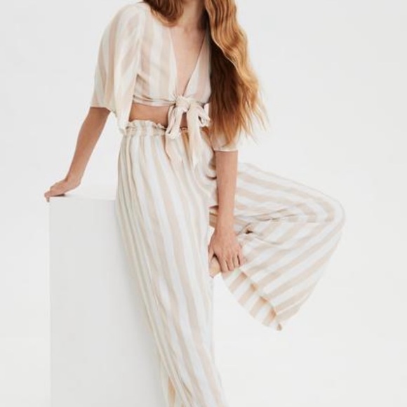 NWT American Eagle Striped Front Tie Blouse. Size Medium - Picture 2 of 9